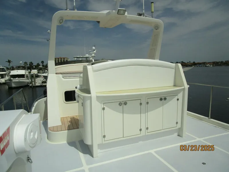 Slide: The Image of 45' Northwest flybridge forward - 5151141