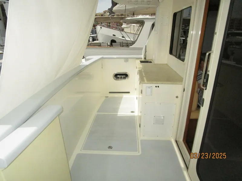 Slide: The Image of 45' Northwest aftdeck port - 5151125