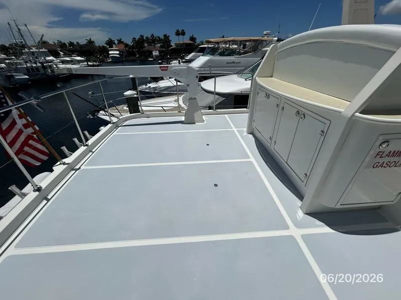 Slide: The Image of 45' Northwest flybridge port - 6482740