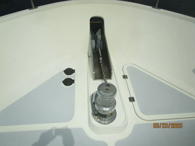 Slide: The Image of 45' Northwest anchor windlass1 - 5151129