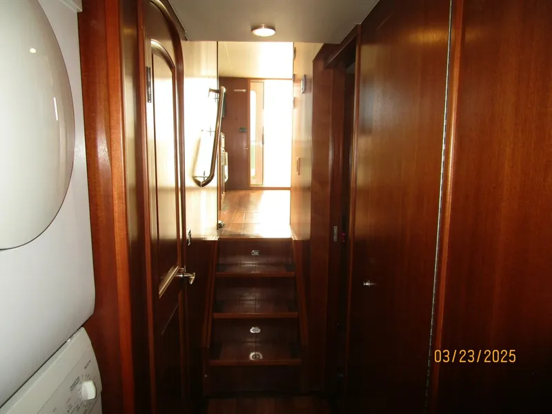 Slide: The Image of 45' Northwest guest companionway aft - 5151160
