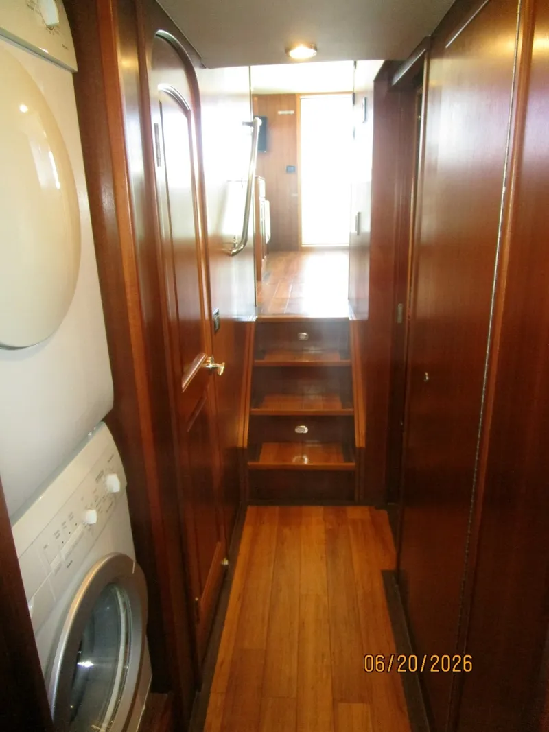 Slide: The Image of 45' Northwest companionway aft - 6482713
