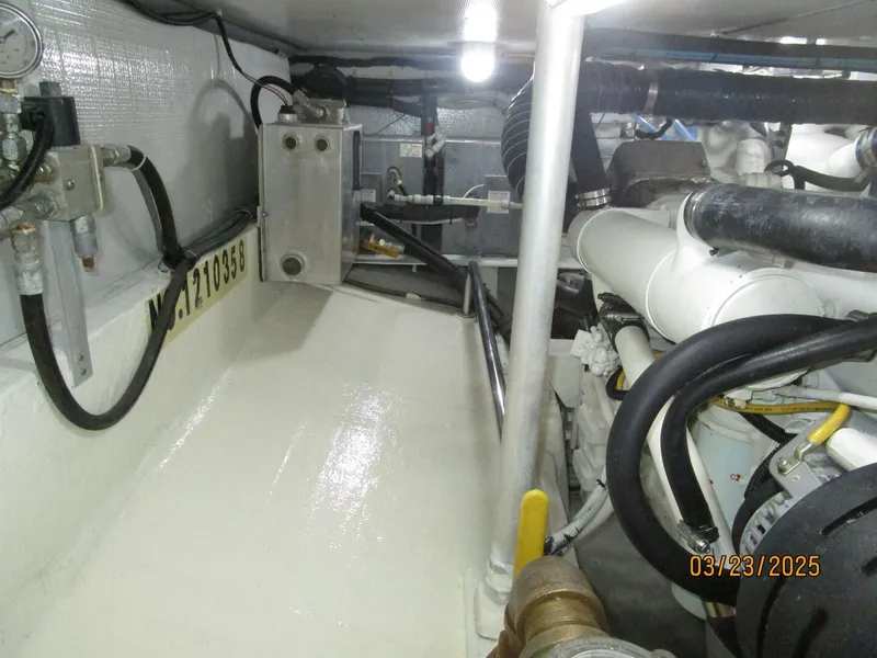 Slide: The Image of 45' Northwest engine room starboard aft - 5151138