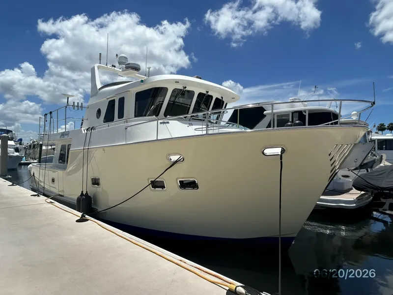 Slide: The Image of 45' Northwest starboard forward profile - 6482795