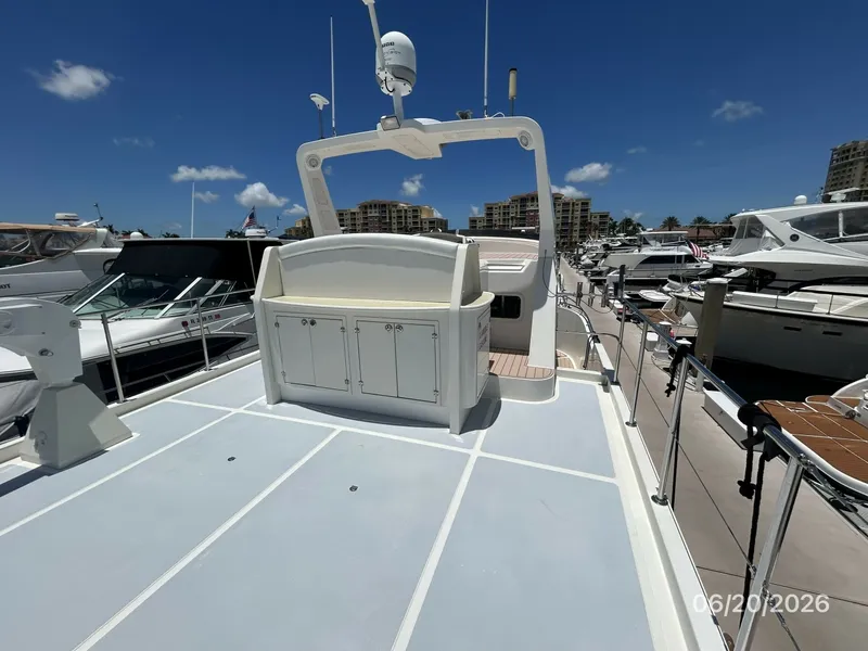Slide: The Image of 45' Northwest flybridge forward - 6482727