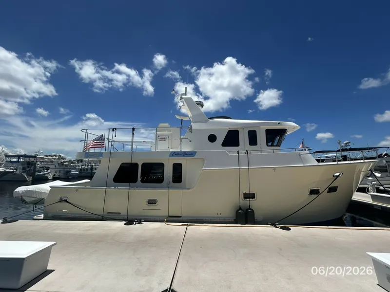Slide: The Image of 45' Northwest starboard profile - 6482796