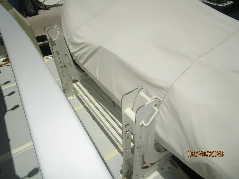 Slide: The Image of 45' Northwest swimplatform tender davits - 6482799