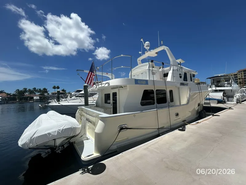 Slide: The Image of 45' Northwest starboard aft profile - 6482794