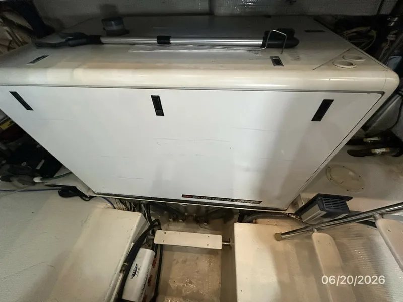 Slide: The Image of 45' Northwest generator soundbox - 6482760