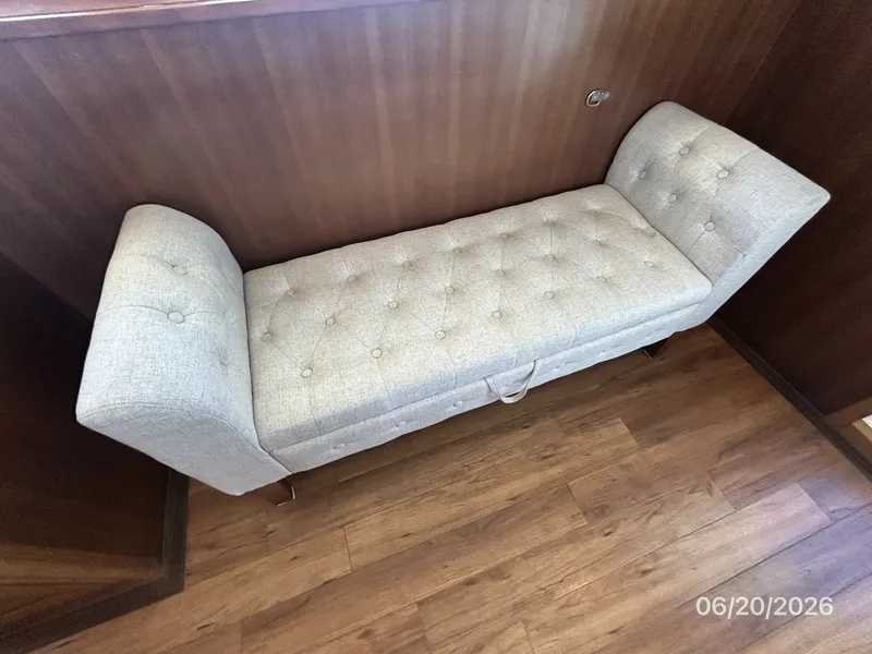 Slide: The Image of 45' Northwest salon starboard seating - 6482793