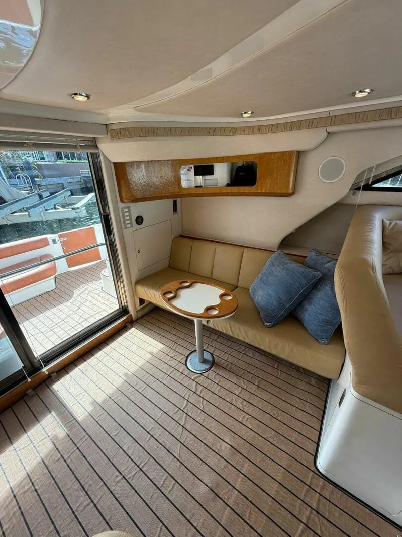 Slide: The Image of Sea Ray 400 Sedan Bridge 1997 - 5151061