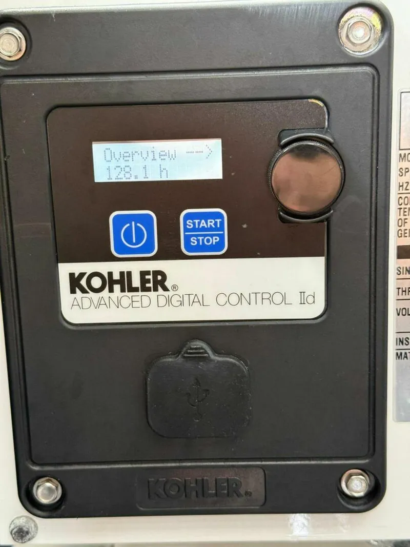 Slide: The Image of Sea Ray 400 Sedan Bridge 1997 - 5151084