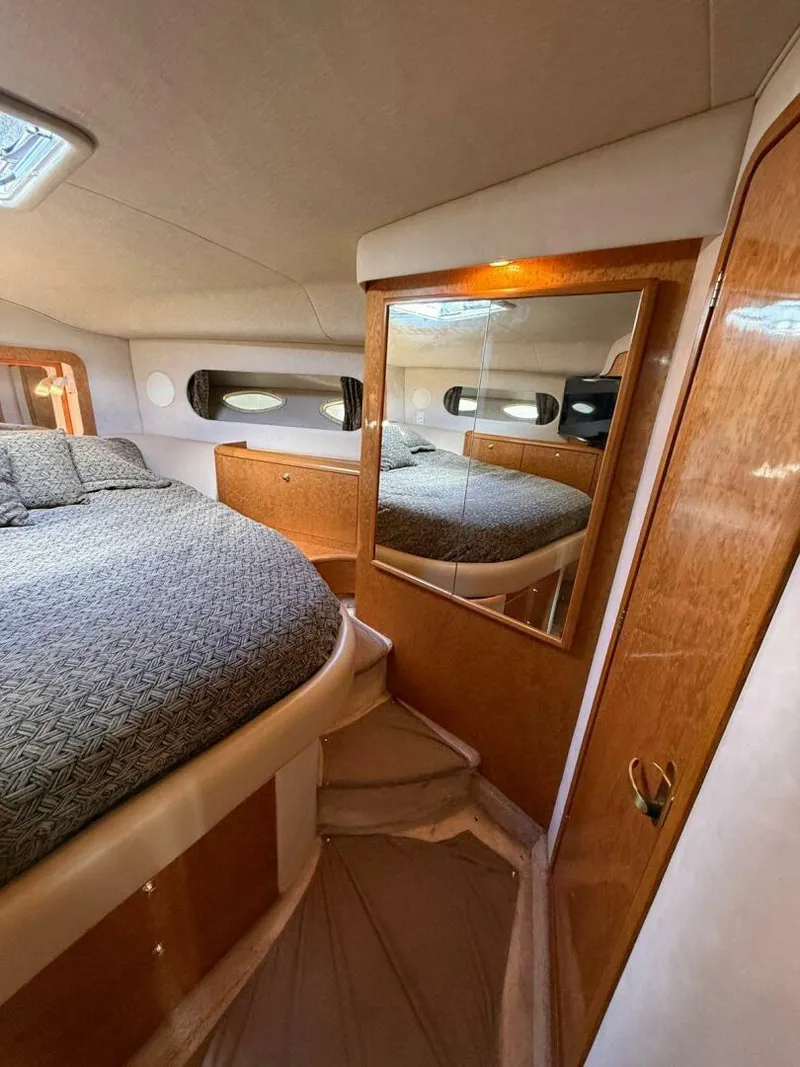 Slide: The Image of Sea Ray 400 Sedan Bridge 1997 - 5151088