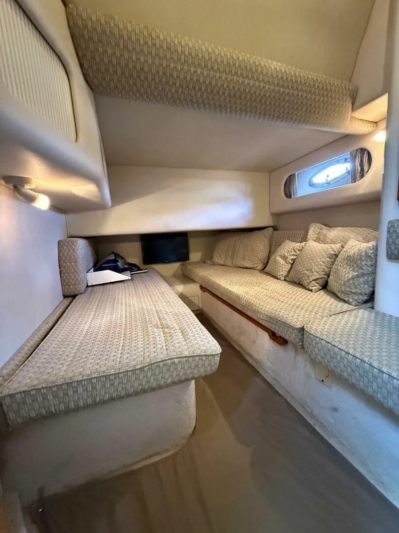 Slide: The Image of Sea Ray 400 Sedan Bridge 1997 - 5151094