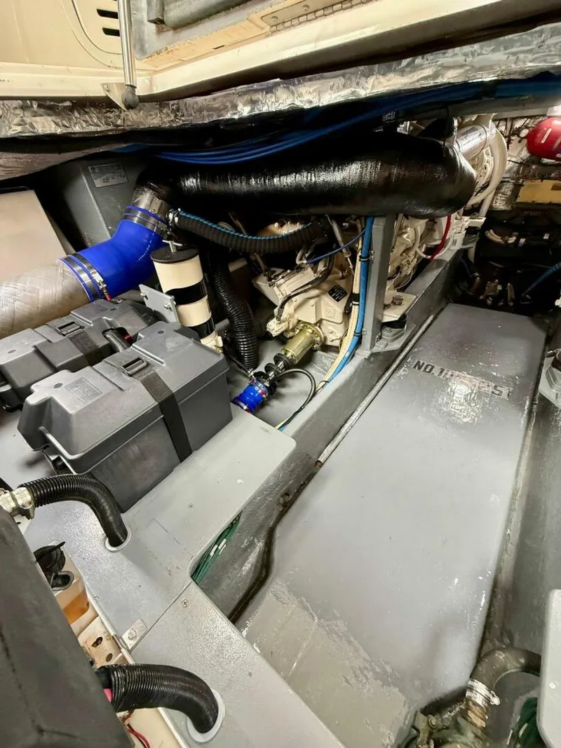 Slide: The Image of Sea Ray 400 Sedan Bridge 1997 - 5151097