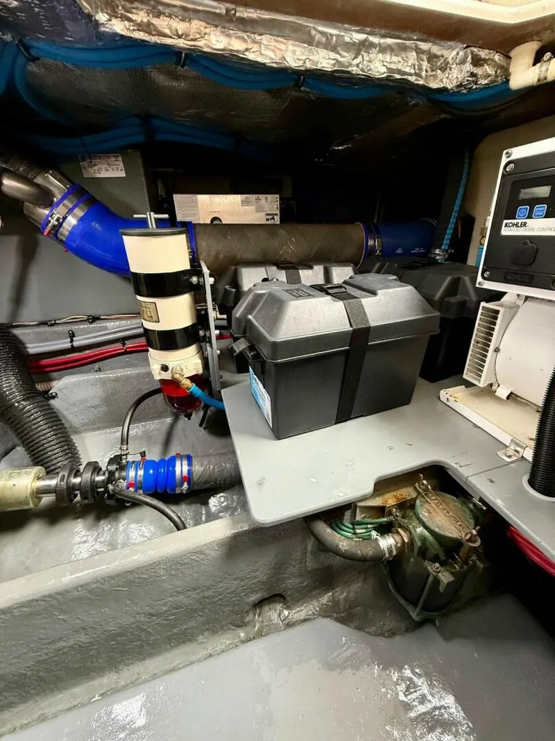 Slide: The Image of Sea Ray 400 Sedan Bridge 1997 - 5151104