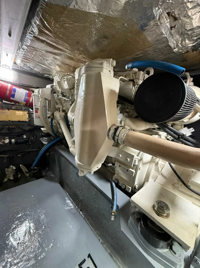 Slide: The Image of Sea Ray 400 Sedan Bridge 1997 - 5151112