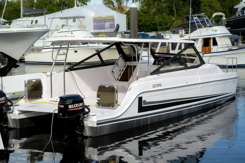 Slide: The Image of New Power Catamaran for sale 2023 Gemini Freestyle 399 Power - HULL 009 - 5151477
