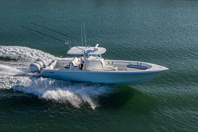 Slide: The Image of Contender 39 ST 2022 - 5151926