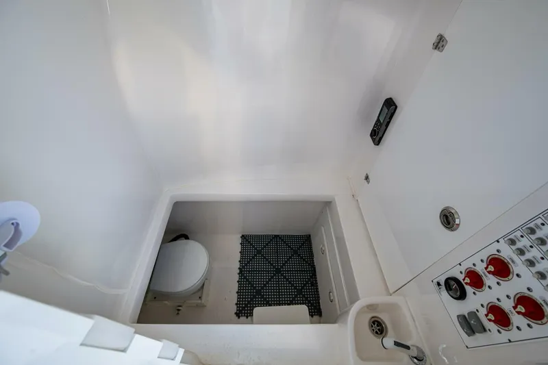 Slide: The Image of Contender 39 ST 2022 - 5151941