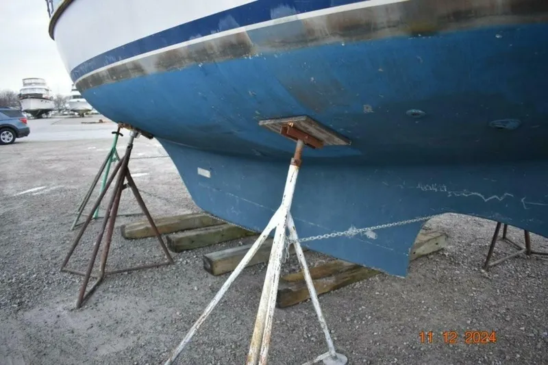 Slide: The Image of Gozzard 36 1988 - 5152405