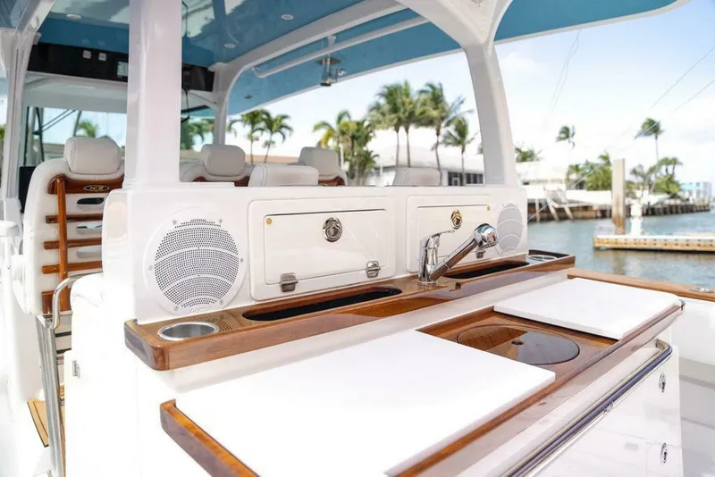 Slide: The Image of HCB 42 Siesta 2020 - 5152684