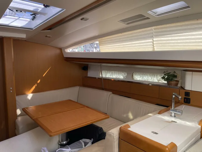 Slide: The Image of Jeanneau Sun Odyssey 44DS 2017 - 5152815