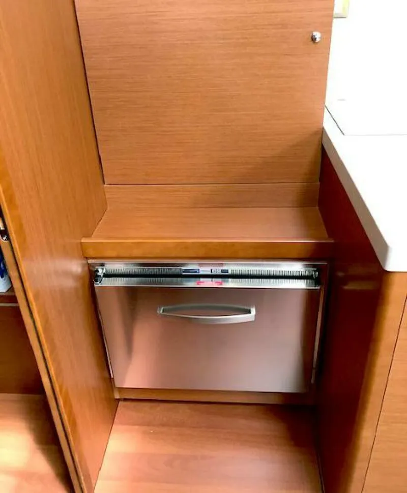 Slide: The Image of Beneteau Oceanis 51.1 2019 - 5154072