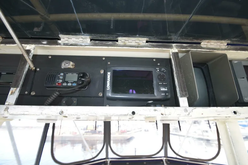 Slide: The Image of Hatteras 46 Convertible 1978 - 5154308