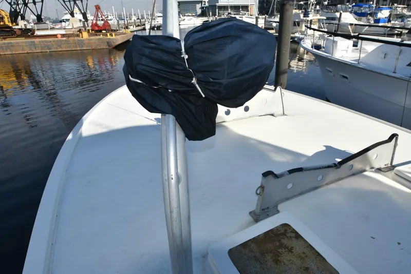 Slide: The Image of Hatteras 46 Convertible 1978 - 5154380