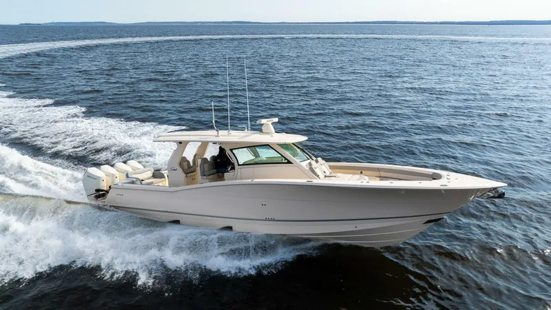 Slide: The Image of Scout 425 LXF 2025 - 5155190