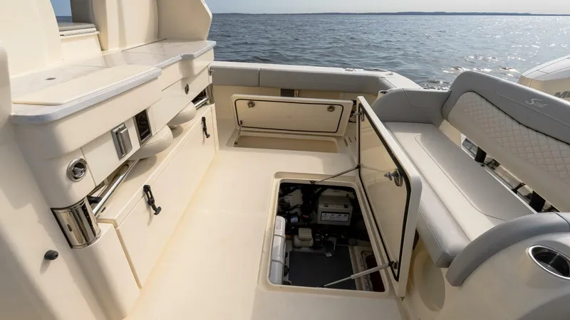 Slide: The Image of Scout 425 LXF 2025 - 5155200