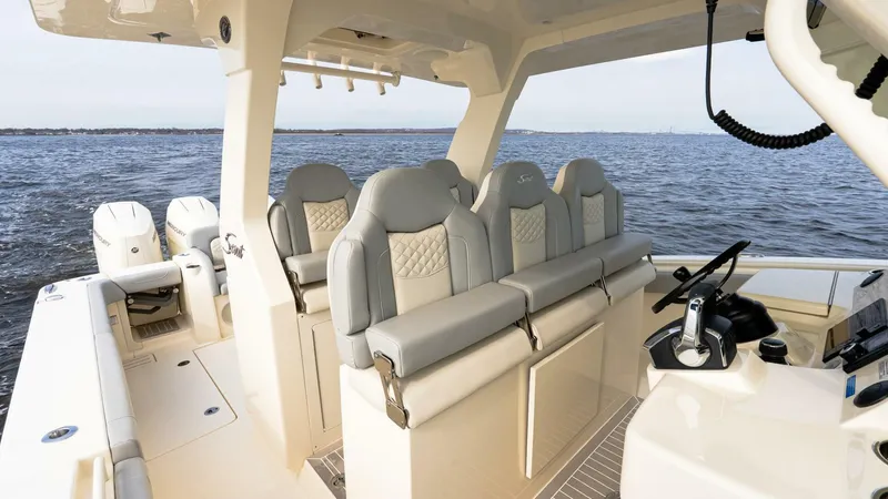 Slide: The Image of Scout 425 LXF 2025 - 5155217