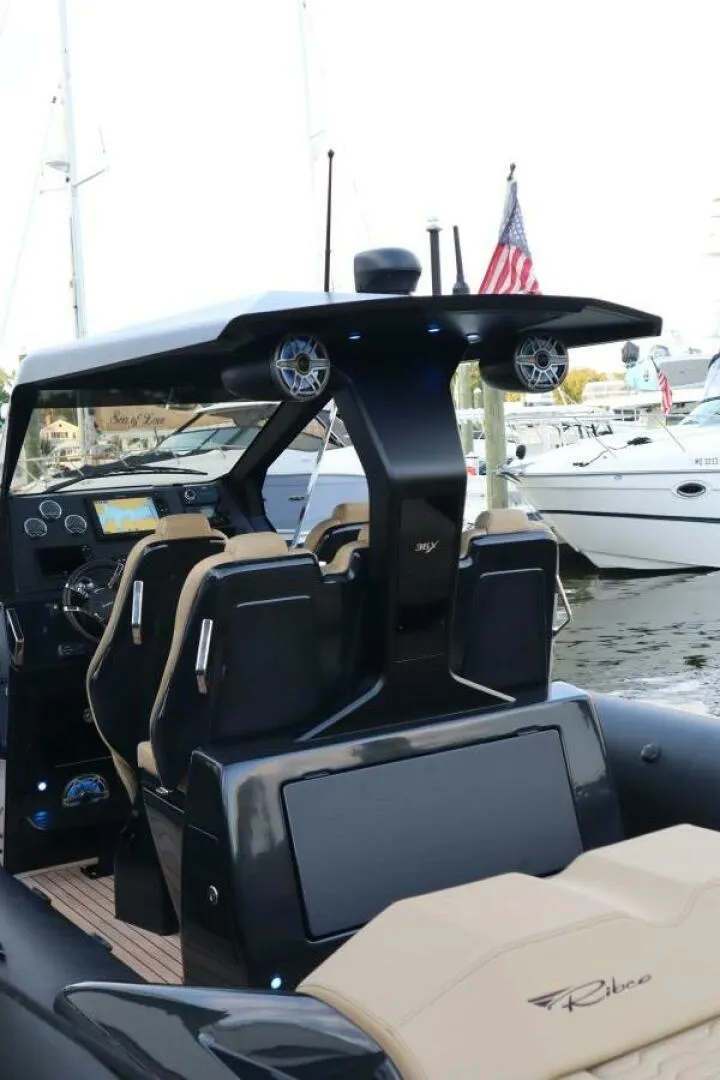 Slide: The Image of Ribco Seafarer 36 X Outboard 2023 - 5156992