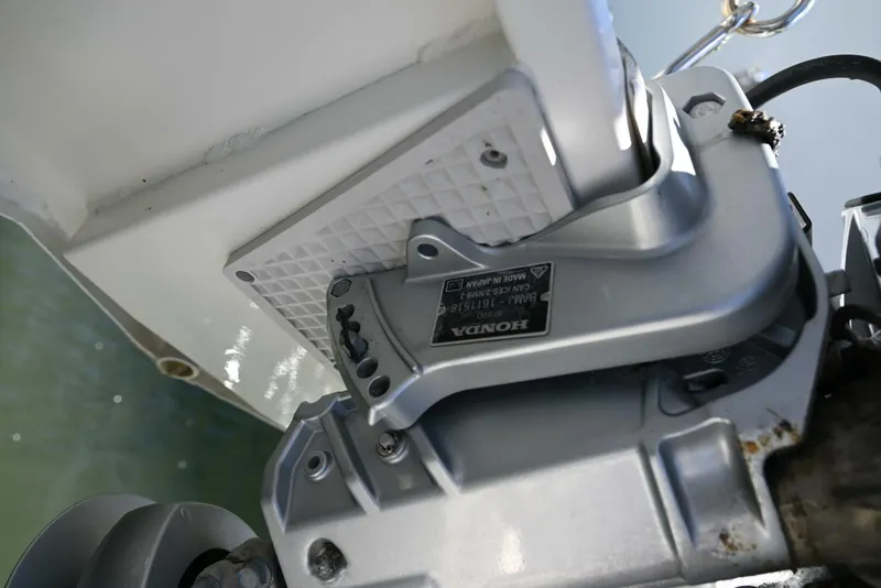 Slide: The Image of Privilege 42 1998 - 5159851