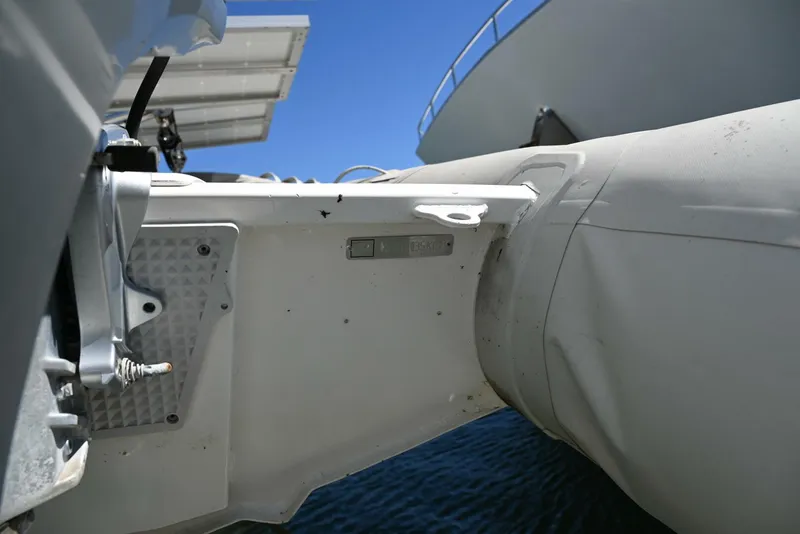 Slide: The Image of Privilege 42 1998 - 5159852