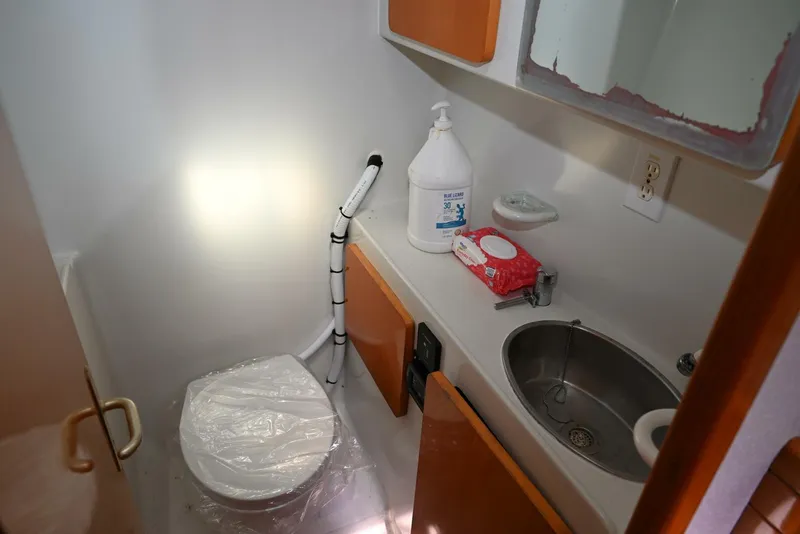 Slide: The Image of Privilege 42 1998 - 5159764