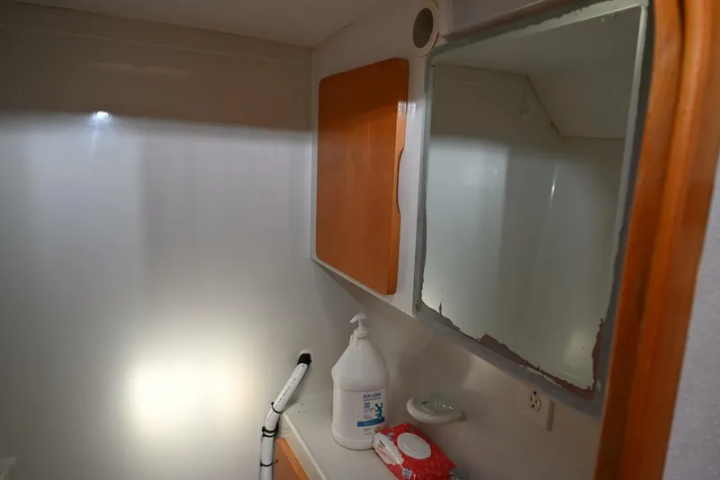 Slide: The Image of Privilege 42 1998 - 5159765