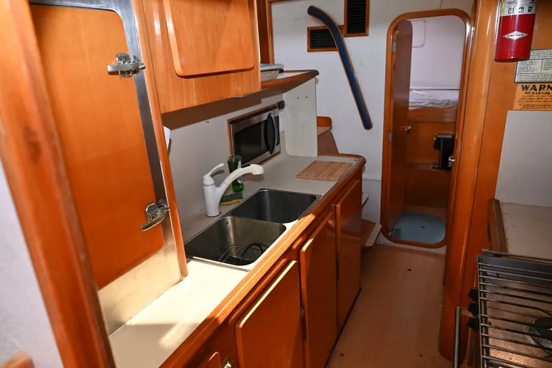 Slide: The Image of Privilege 42 1998 - 5159767