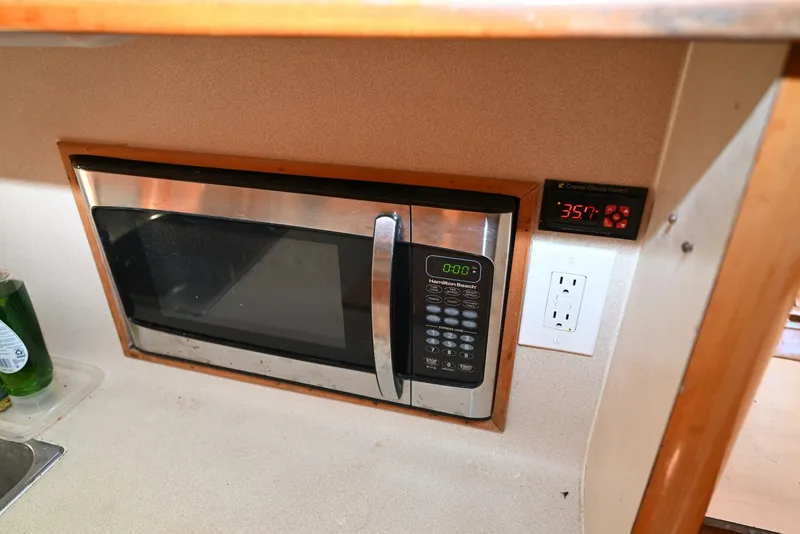 Slide: The Image of Privilege 42 1998 - 5159768