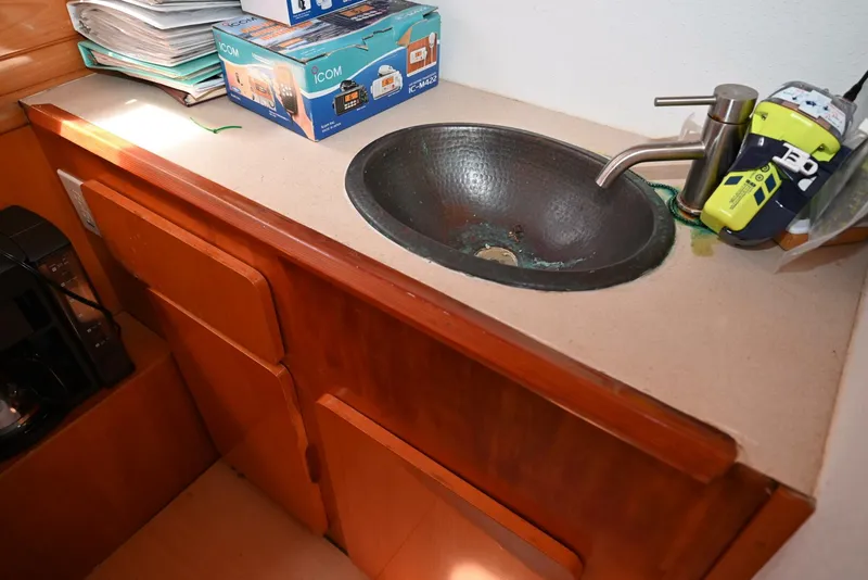 Slide: The Image of Privilege 42 1998 - 5159773