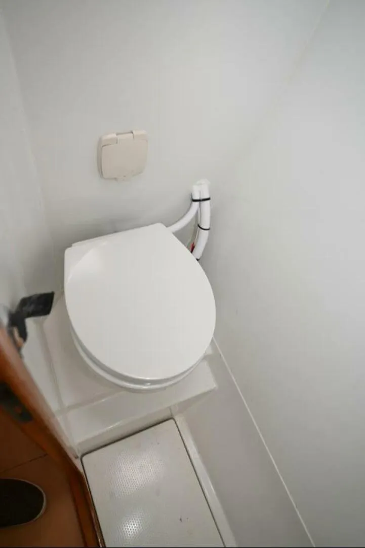 Slide: The Image of Privilege 42 1998 - 5159793