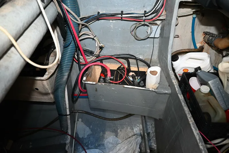 Slide: The Image of Privilege 42 1998 - 5159809