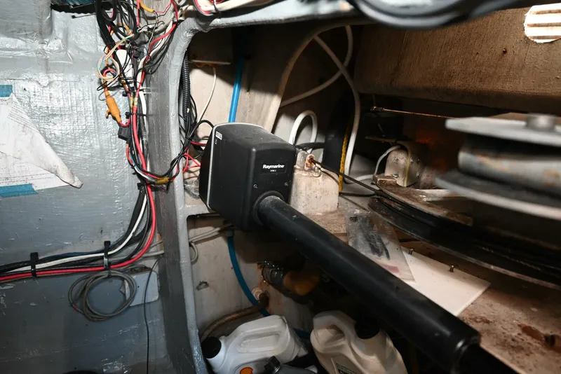 Slide: The Image of Privilege 42 1998 - 5159811