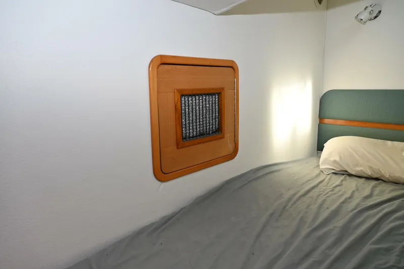 Slide: The Image of Privilege 42 1998 - 5159758