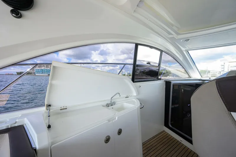 Slide: The Image of Beneteau 38 GT - Helm Deck  2015 Beneteau 38 GT  - 5157263