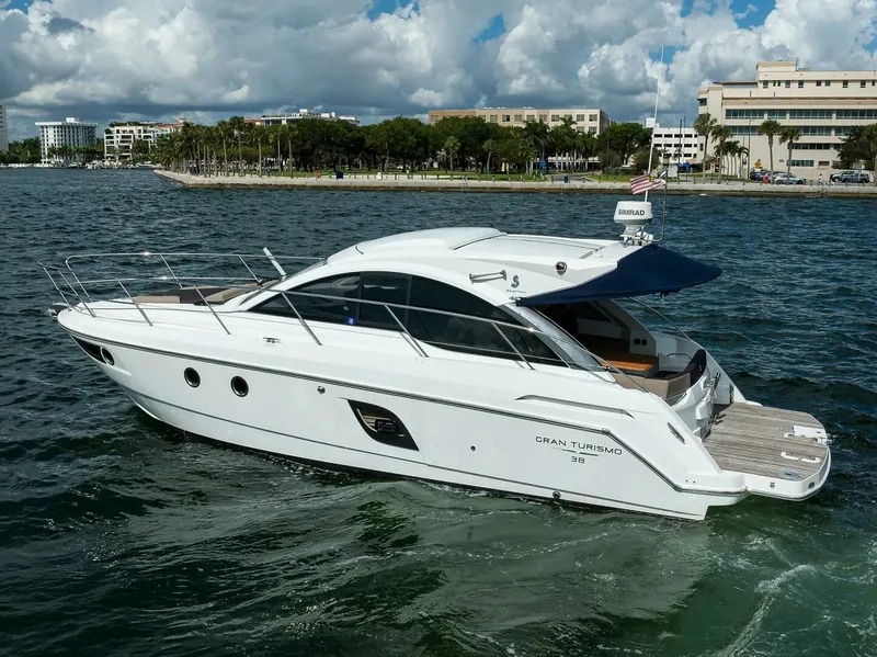 Slide: The Image of Beneteau 38 GT - Profile 2015 Beneteau 38 GT - 7680267