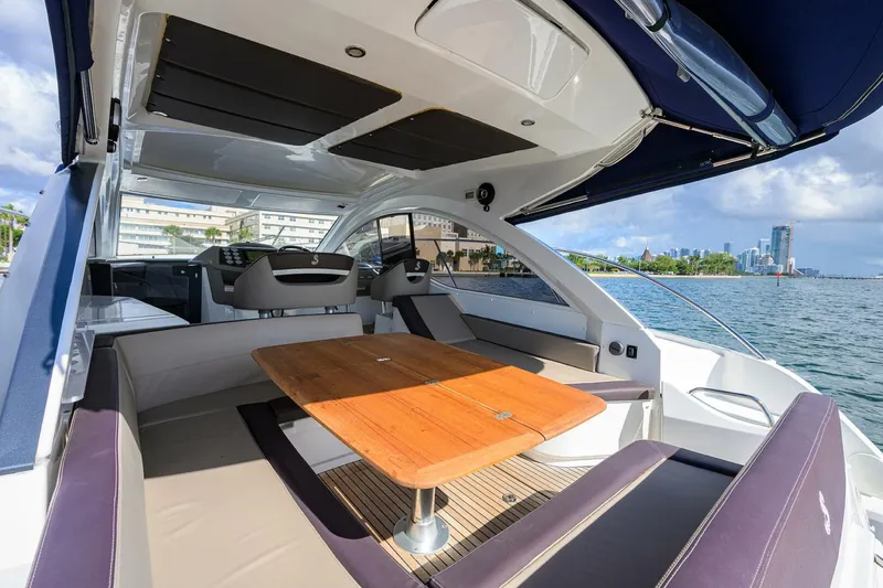 Slide: The Image of Beneteau 38 GT - Helm Deck Seating 2015 Beneteau 38 GT  - 5157273