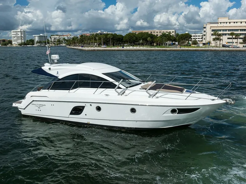 Slide: The Image of Beneteau 38 GT - Profile 2015 Beneteau 38 GT  - 5157391
