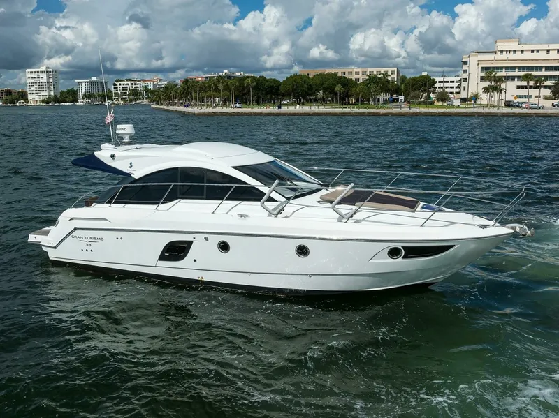Slide: The Image of Beneteau 38 GT - Profile 2015 Beneteau 38 GT - 7680264